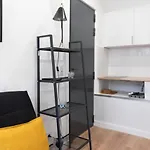 Nice Bright Studio Near Montmartre